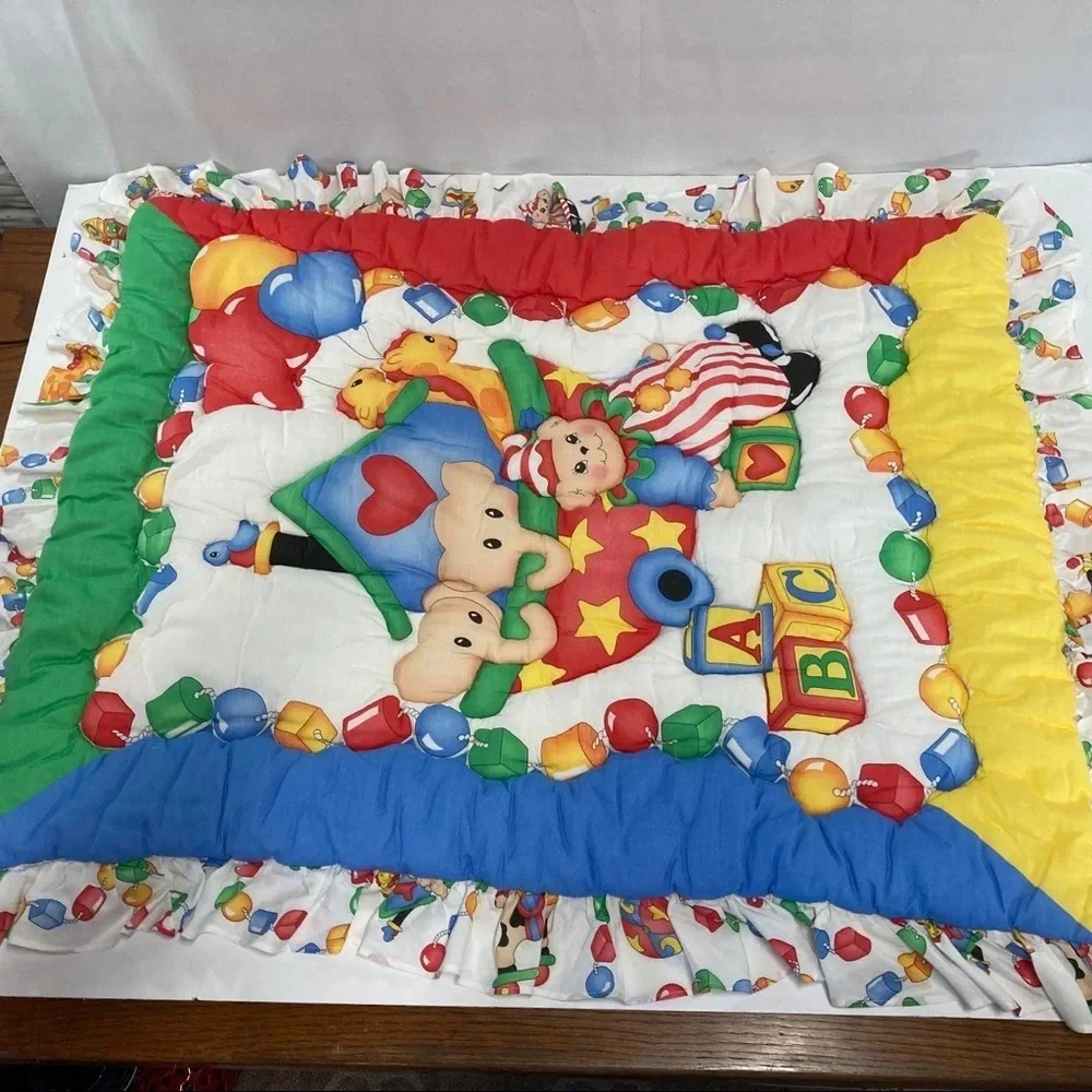 Vintage Baby Quilt/Wall hanging Red Calliope Animal Theme 1993, Puffy